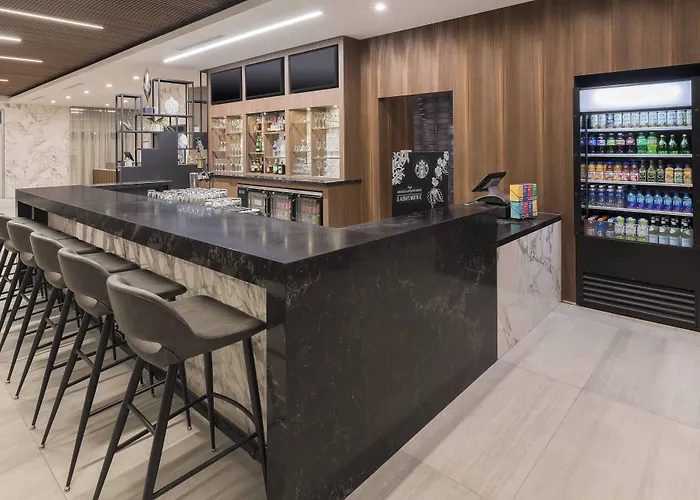 Courtyard By Marriott Burlington-Oakville